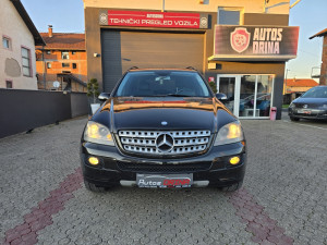 Mercedes-Benz ML 320