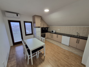Stan Bijeljina 73m3, novo, parking, fakultet blizu