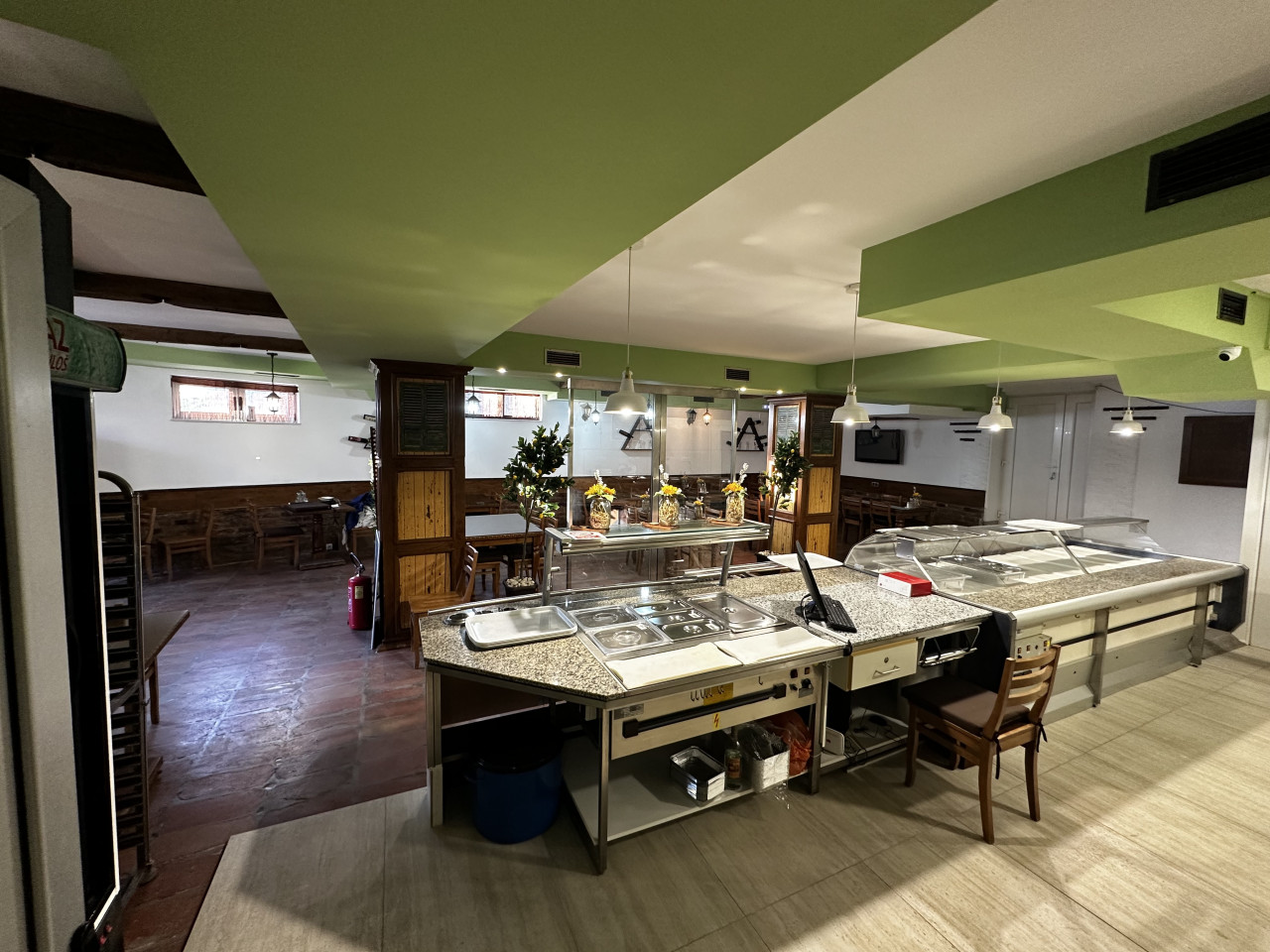 Poslovni prostor - restoran/mesara - 170 m2 4