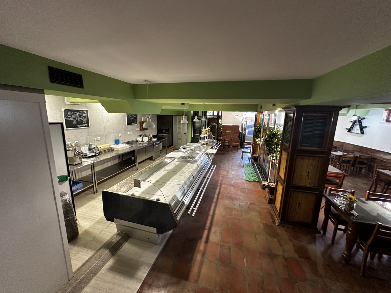 Poslovni prostor - restoran/mesara - 170 m2 9