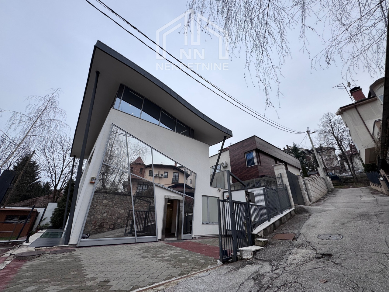 NN Nekretnine : poslovni prostor Kovačići 438m2 36