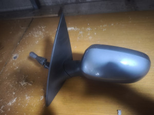 lijevi retrovizor corsa c mehanicki