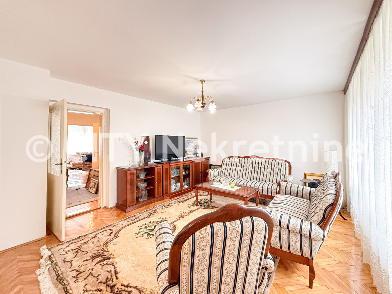 Trosoban namješten stan - Centar - Marijin dvor - Gorica - 74 m2 2