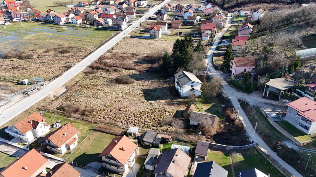 Osik/ Građevinsko zemljište uz cestu 6000m2/ Sarajevo/ Ilidža 8