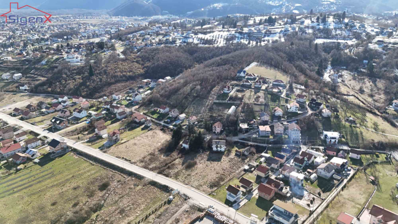 Osik/ Građevinsko zemljište uz cestu 6000m2/ Sarajevo/ Ilidža 11