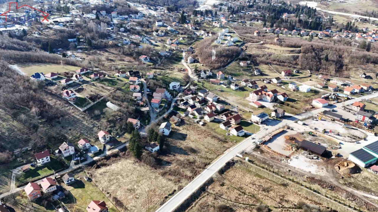 Osik/ Građevinsko zemljište uz cestu 6000m2/ Sarajevo/ Ilidža 14