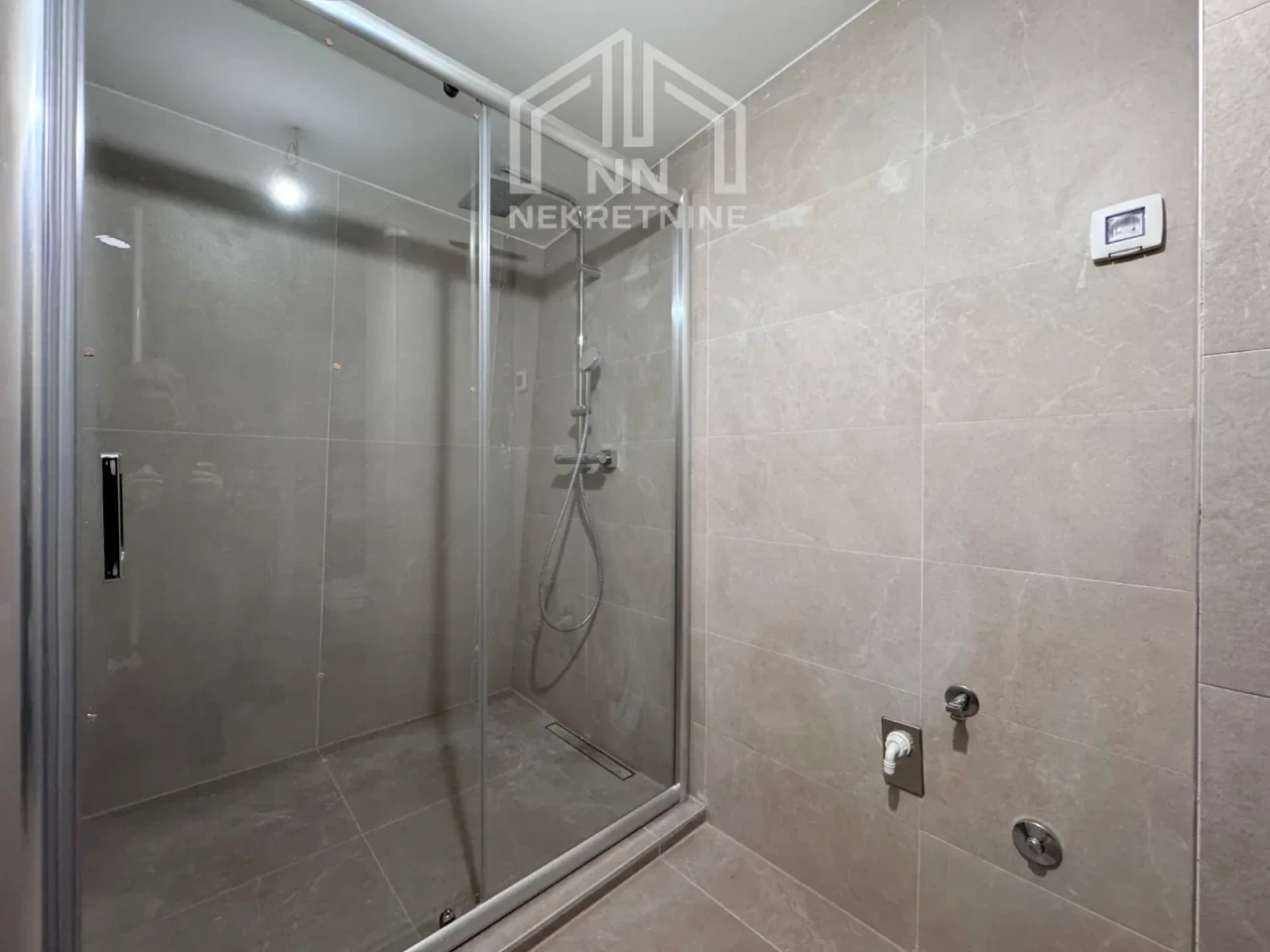 NN Nekretnine : Dvosoban apartman 60m2 - Bjelašnica - Safir 10
