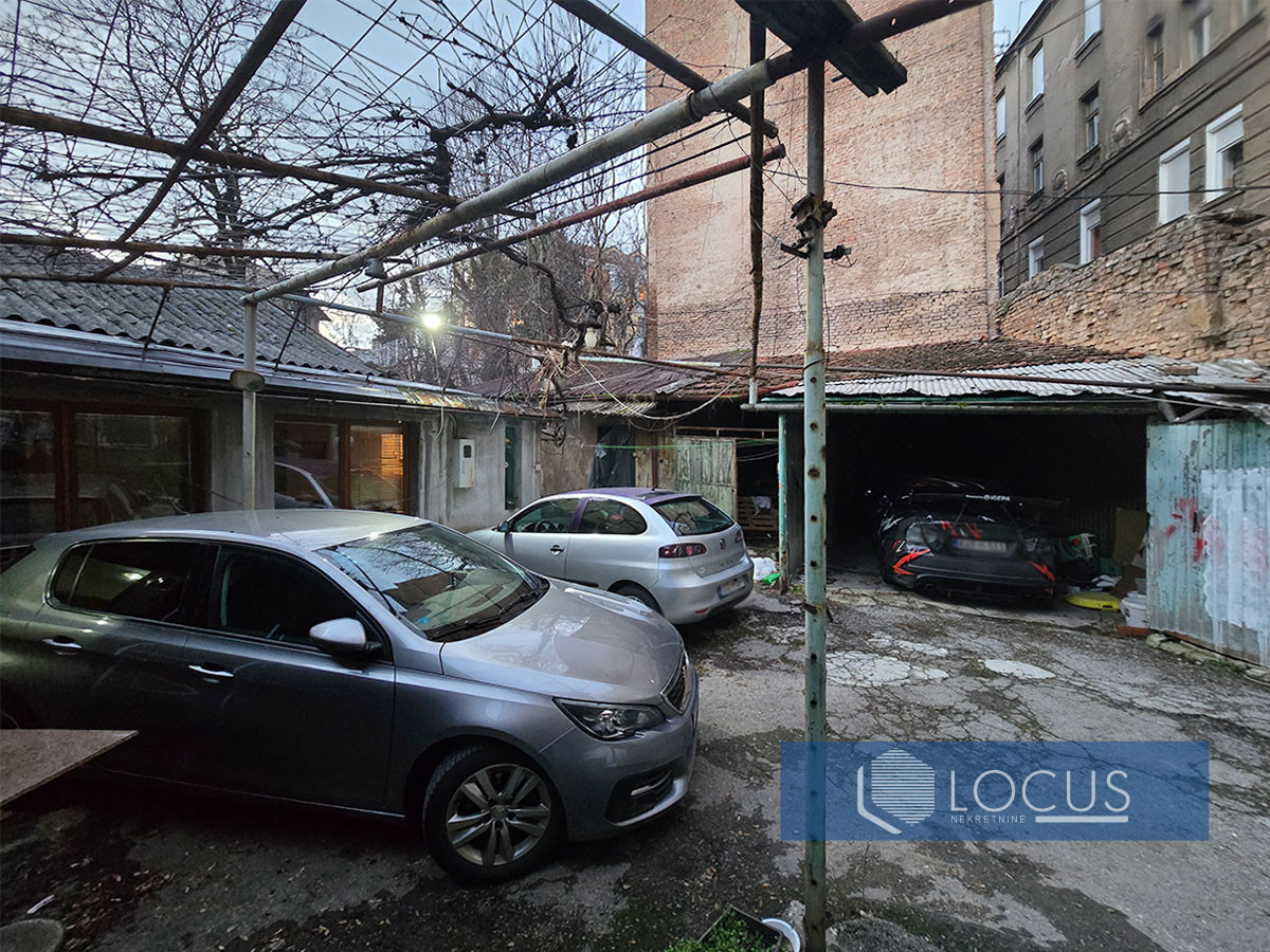 LOCUS: TOP LOKACIJA!! Kuća kod Muzičke škole, Centar 6