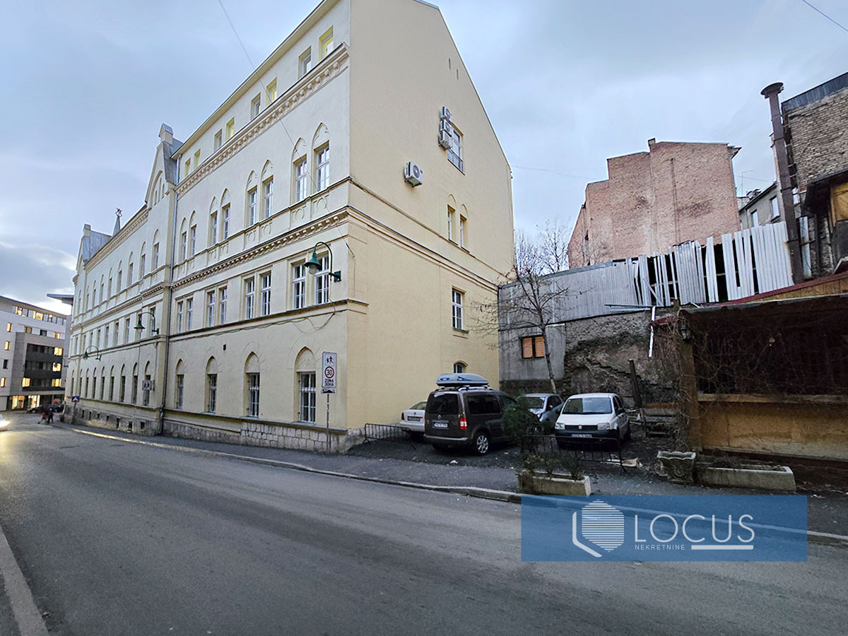 LOCUS: TOP LOKACIJA!! Kuća kod Muzičke škole, Centar 11