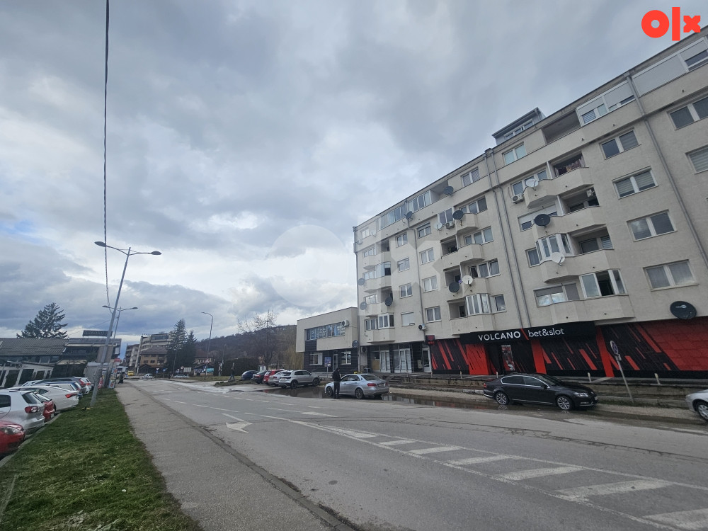 Stan - Garsonjera Istočno Sarajevo 32 m2 kod Trznice 3