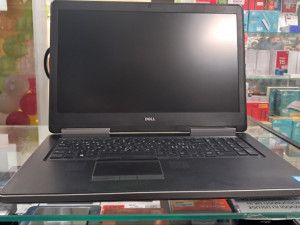 Laptop DELL Precision 7720