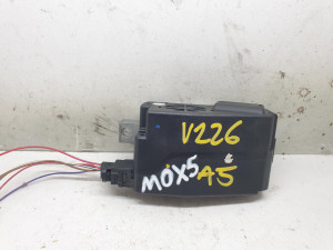 BRAVA VOLANA A5 8T (07-11) 8K0905852D 033571101