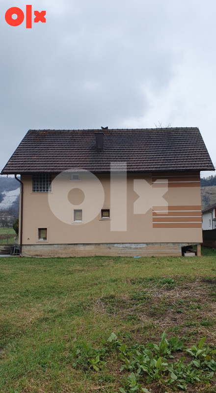 Kuća 200m2 sa parcelom od 1150m2 i dodatnim objektima photo 2