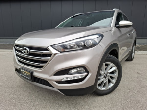 HYUNDAI TUCSON 2.0 CRDI 2016.G. KAMERA / NAVI / SAVRSEN