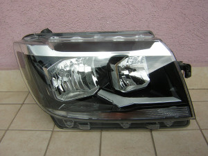 Desni far VW Crafter / 2016-