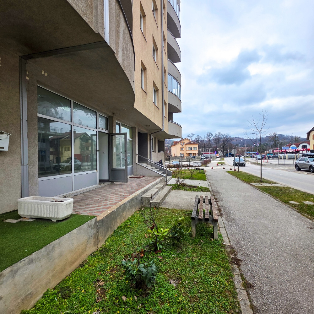 Poslovni prostor Istočno Sarajevo 11