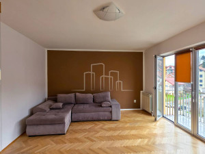 Opremljen dvosoban stan sa parkingom Centar Šip Bare