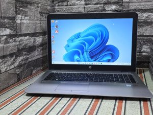 Laptop HP 15.6" I5 7200U/ RAM 8 GB/ SSD 240 GB/ 7 generacija