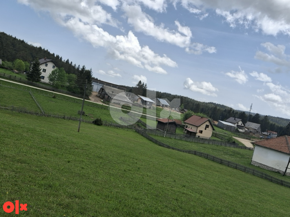 Zemljište Ravna Romanija na djeljiva parceli od 1004m2