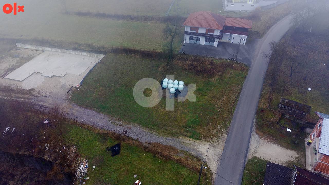 Zemljiste Cazin jurt plac 2