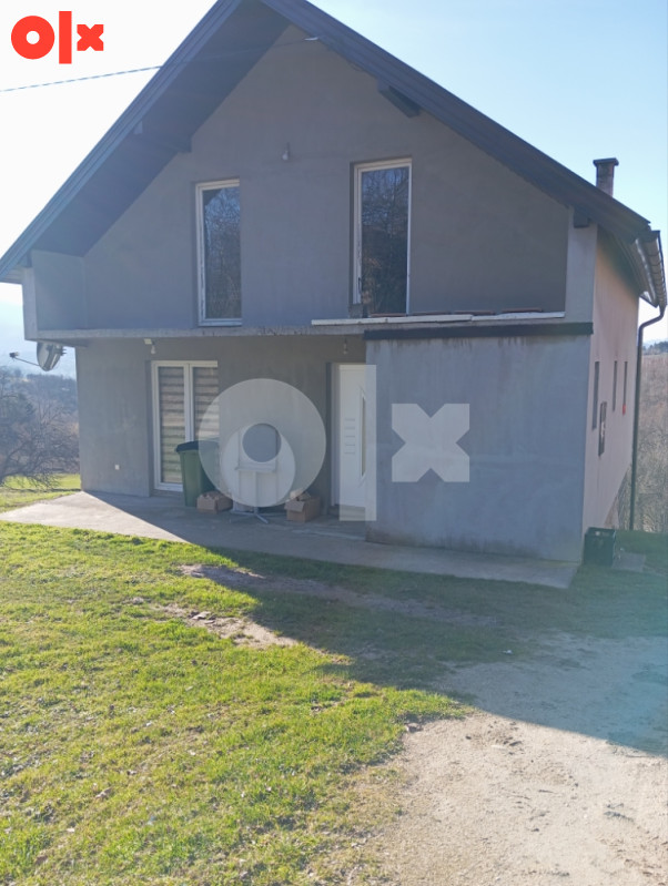 Prodajem kuću na Počulici-Vitez