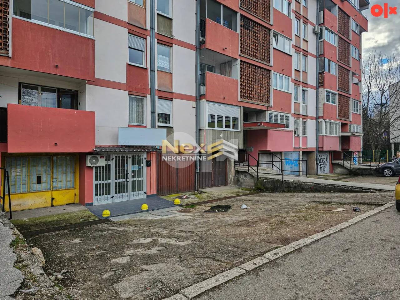 Poslovni prostor Aleja Lipa/Hrasno 18m2 3