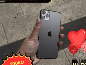 iPhone 11 pro max 64 GB 100 % BLACK