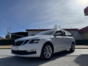 Škoda Octavia 1.6 TDI DSG Karavan 85kW