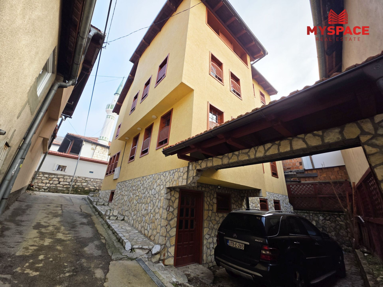 MY SPACE/ Kuca/ Vratnik/ Hadzisabanovica/ 396 m2 2