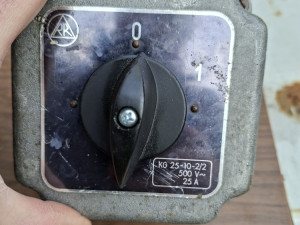 Sklopka  industrijska 0 1 za elektromotor