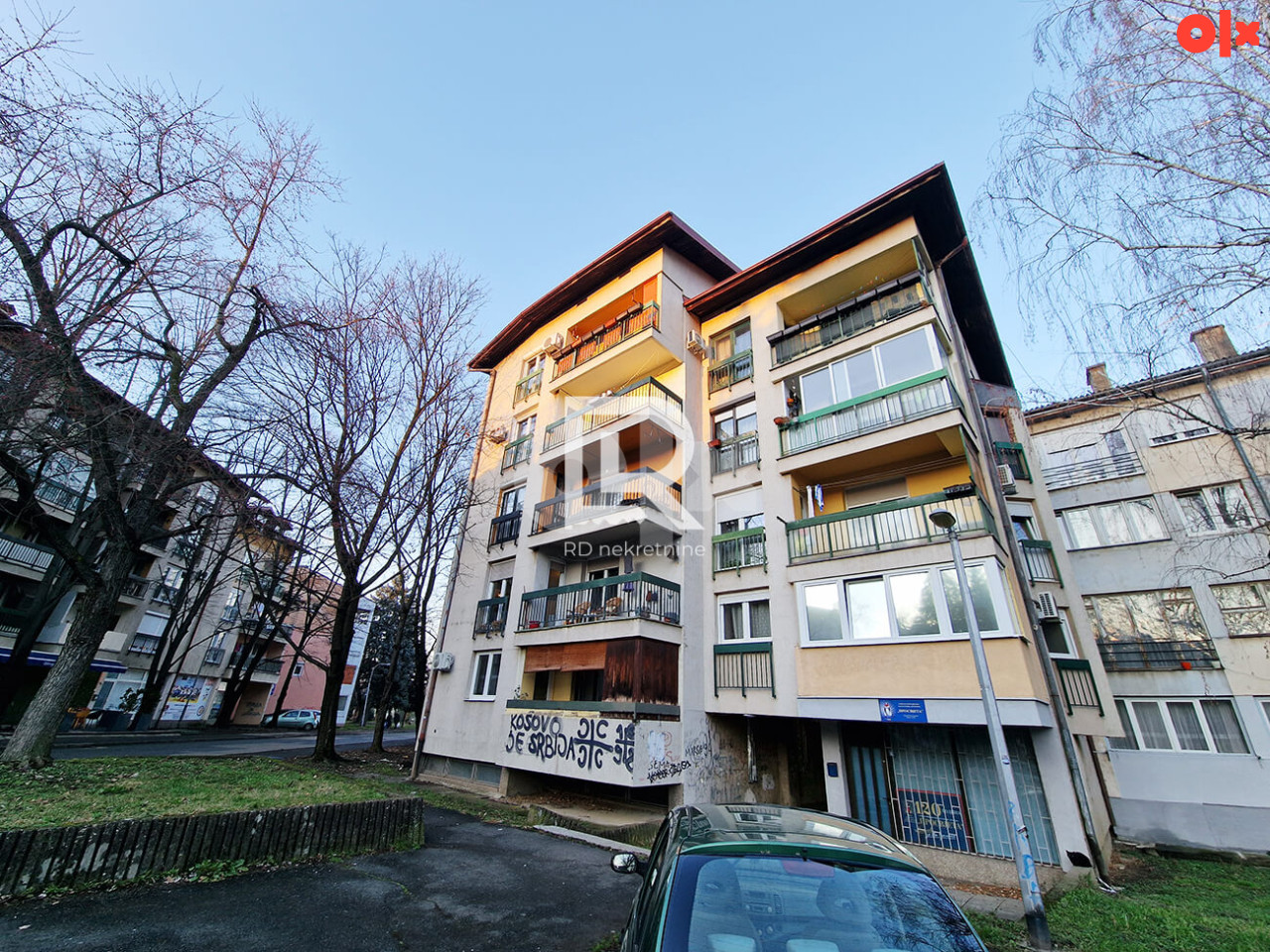Na prodaju trosoban stan, 74 m2, Obilićevo