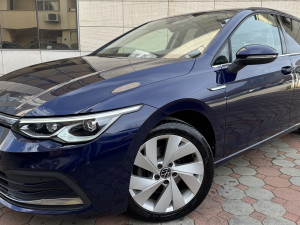 VW Golf 8 2.0 DSG 150ks "STYLE" IQ LIGHT Virtual Kamera Alkantara