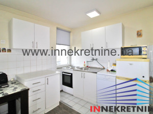 Jednosoban stan 30 m2 sa terasom 20 m2, Pecara, Skojevska photo 5