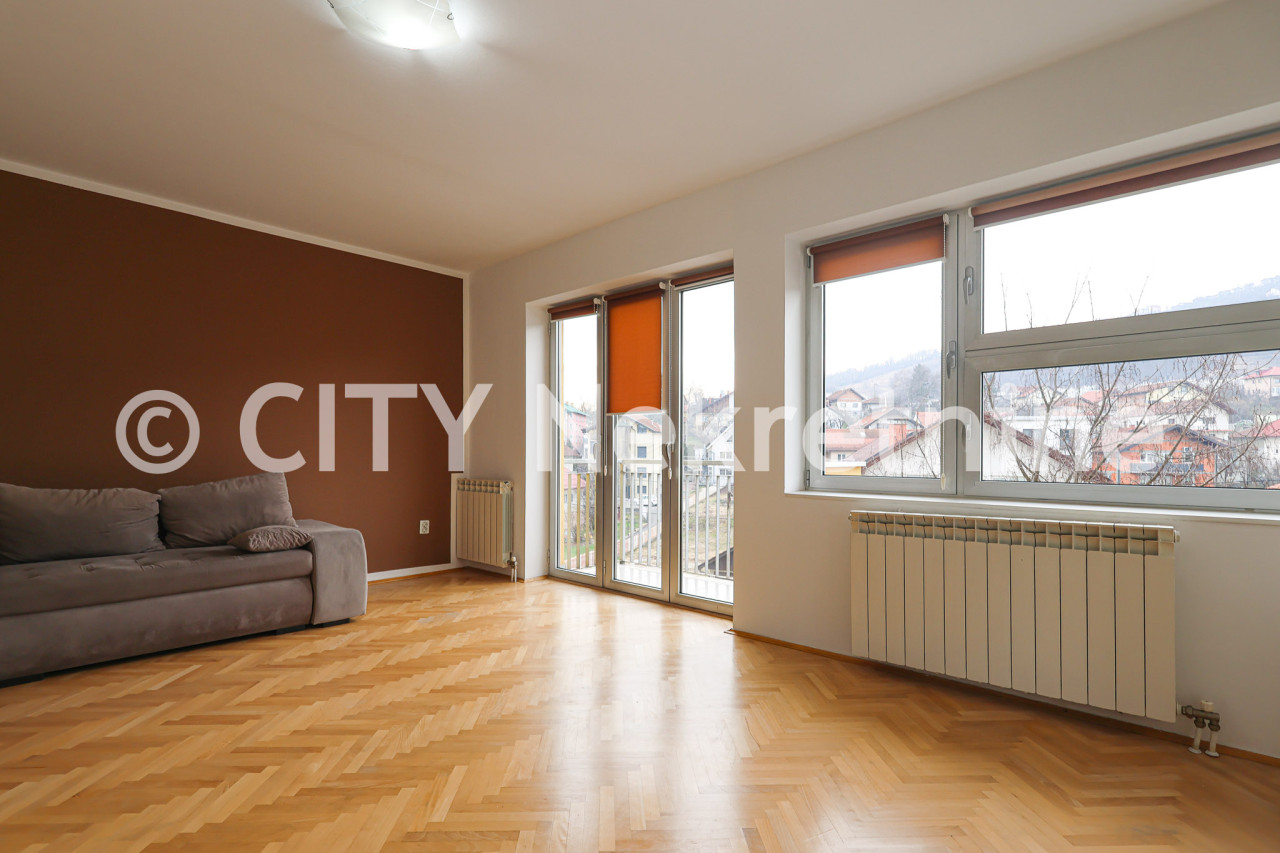 Dvosoban namješten stan - Centar - Šip - 62 m2