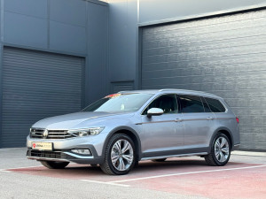 VW Passat B8.5 Alltrack 2.0 TDI 200ks DSG 4Motion Virtual Matrix