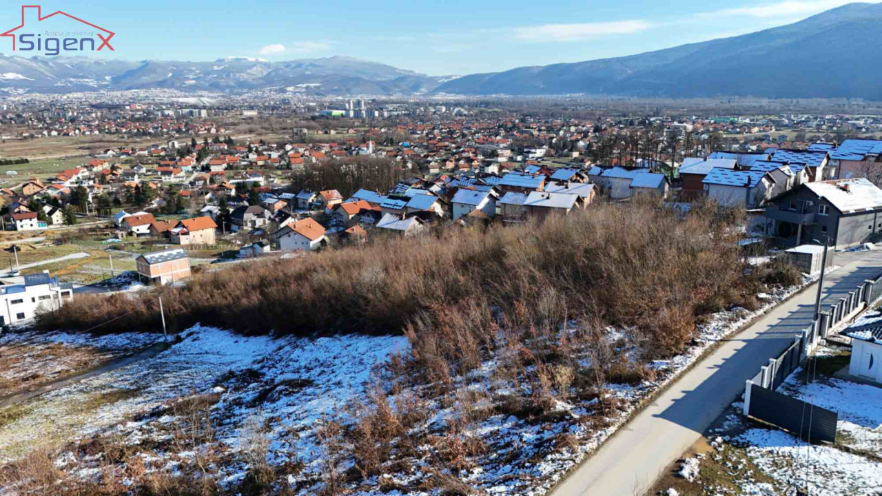 SIGENX prodaje: Zemljište/ Osjek/ Ilidža/9000m2 uz asfalt 2