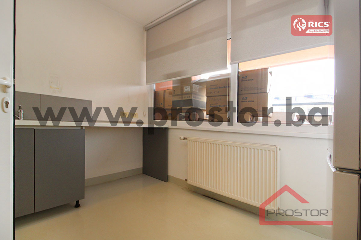 PROSTOR izdaje: Poslovni prostor, 200m2, ul. Čekaluša 5