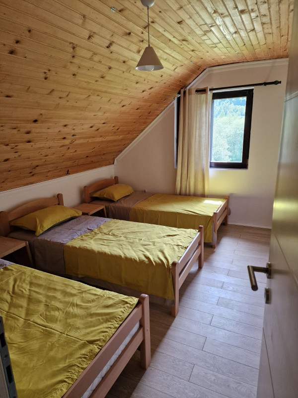 Sigenx prodaje kuću/Tjentište 12