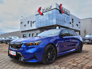 BMW M5 G90 Shadow Line LASER Panorama 727 KS Novi model