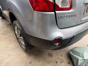 Branik zadnji Nissan Qashqai 2013 (fotografija 3)