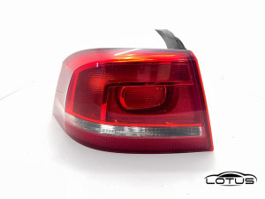 Lijeva štoplampa VW PASSAT 7 2010-2015 LIMUZINA