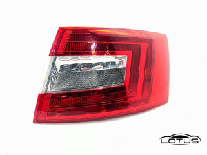 Desna štoplampa Skoda OCTAVIA A7 2013-2016 LIMUZINA