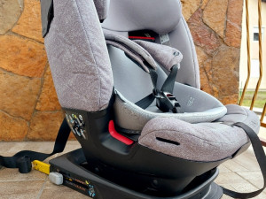 AUTOSJEDALICA ZA DJECU 9--36 KG  MAXI COSI TITAN PROFESIONAL