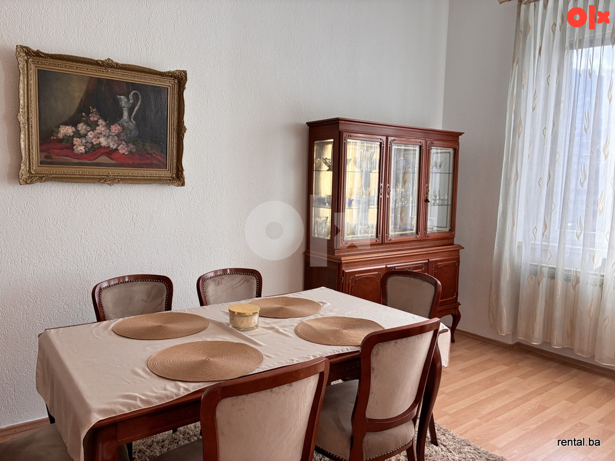 Veliki trosoban stan najam Marijin Dvor Sarajevo - Widok 5