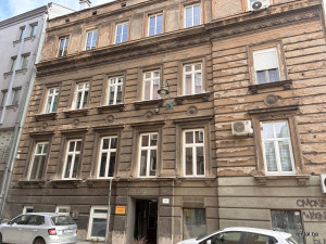 Veliki trosoban stan najam Marijin Dvor Sarajevo