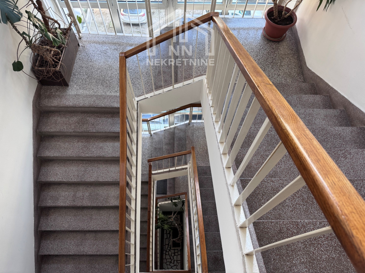 NN Nekretnine : Poslovna zgrada 1020m2 - Skenderija - Centar 14