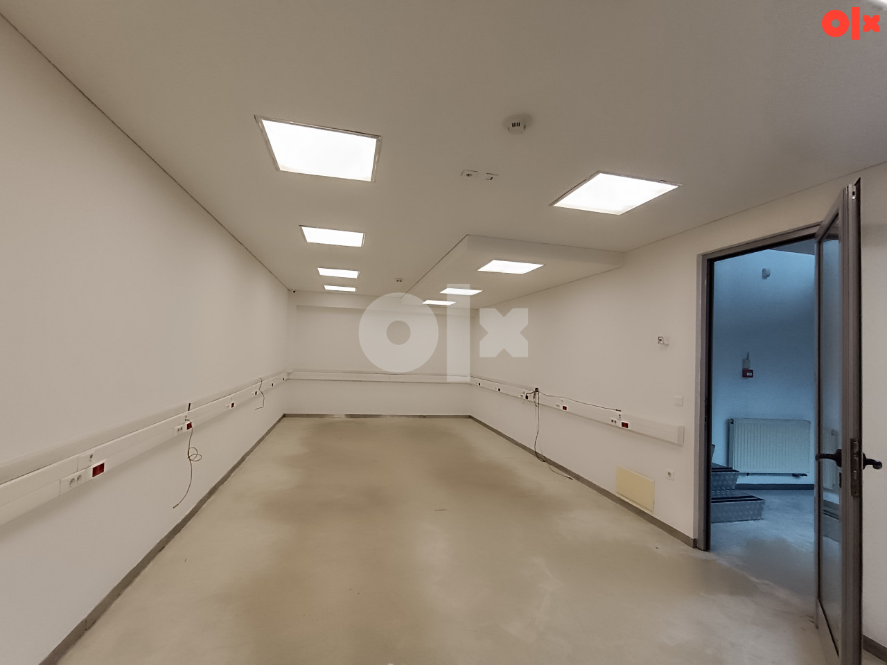 Poslovni objekat  Novo Sarajevo 430m2 13