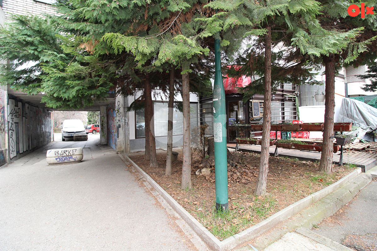 B.D. prodaje: Poslovni prostor, Grbavica 15