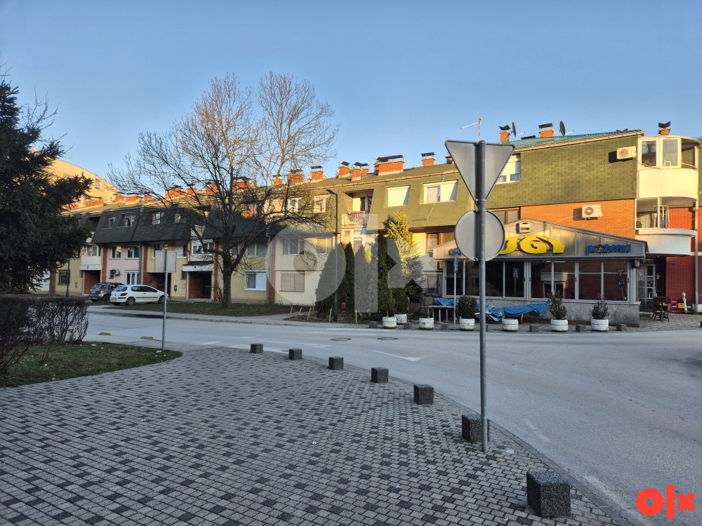 Stan Dobrinja 1 kod autobuske I. Sarajevo 81m2