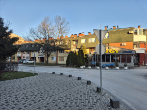Stan Dobrinja 1 kod autobuske I. Sarajevo 81m2